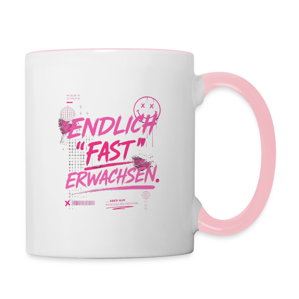 Tasse zweifarbig mit Statement "fast Erwachsen pink" - Weiß/Pink
