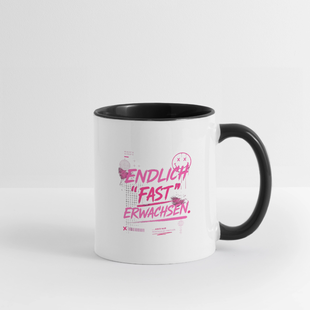 Tasse zweifarbig mit Statement "fast Erwachsen pink" - Weiß/Schwarz