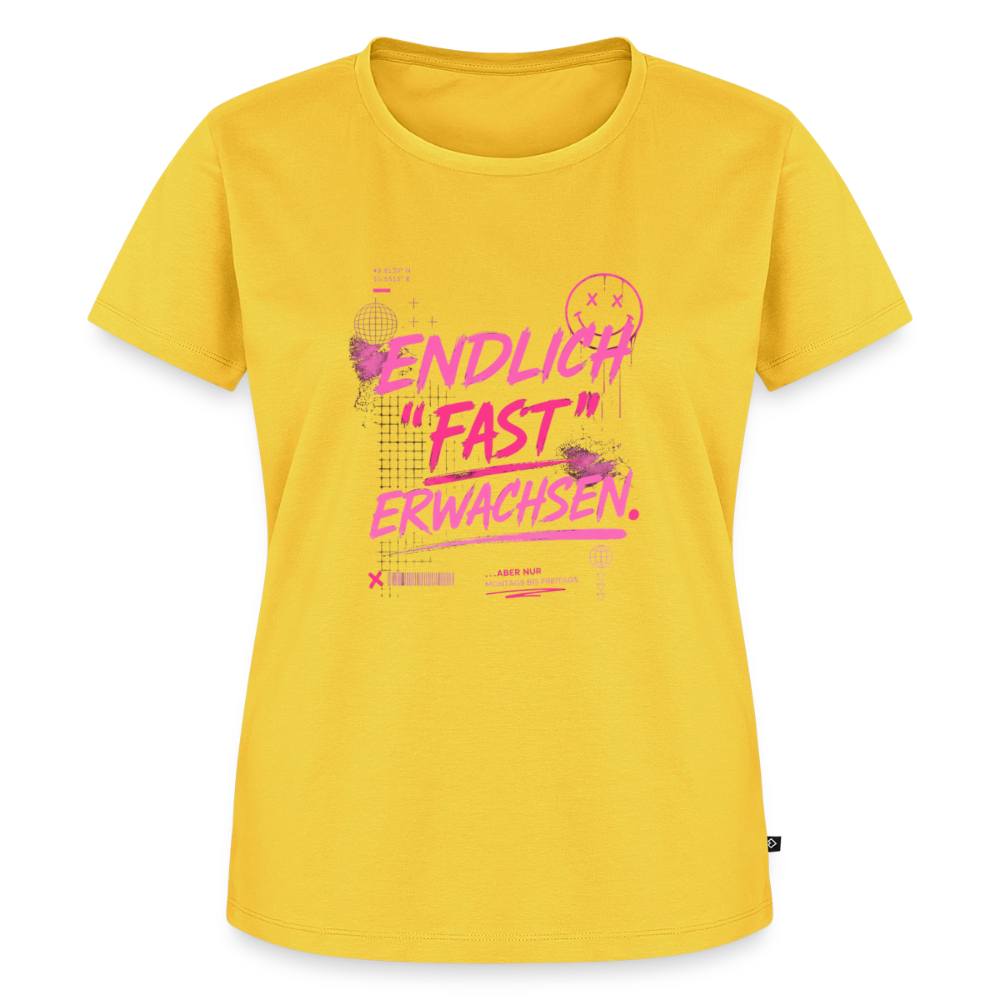 Frauen Premium T-Shirt nachhaltig "fast Erwachsen pink" - Sonnengelb